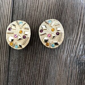 Vintage 1959 Sarah Coventry sultana gold earrings